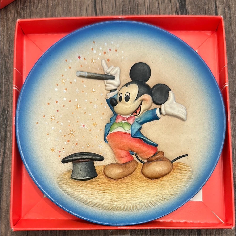 Disney Mickey Mouse Decorative Plate